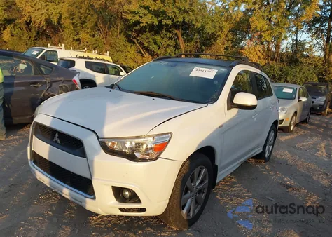 2012 Mitsubishi Outlander Sport Se z USA, uszkodzony, nr VIN JA4AR4AU5CZ010570